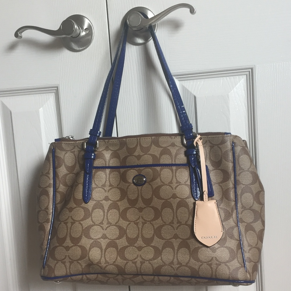 Coach Signature Brown Tote